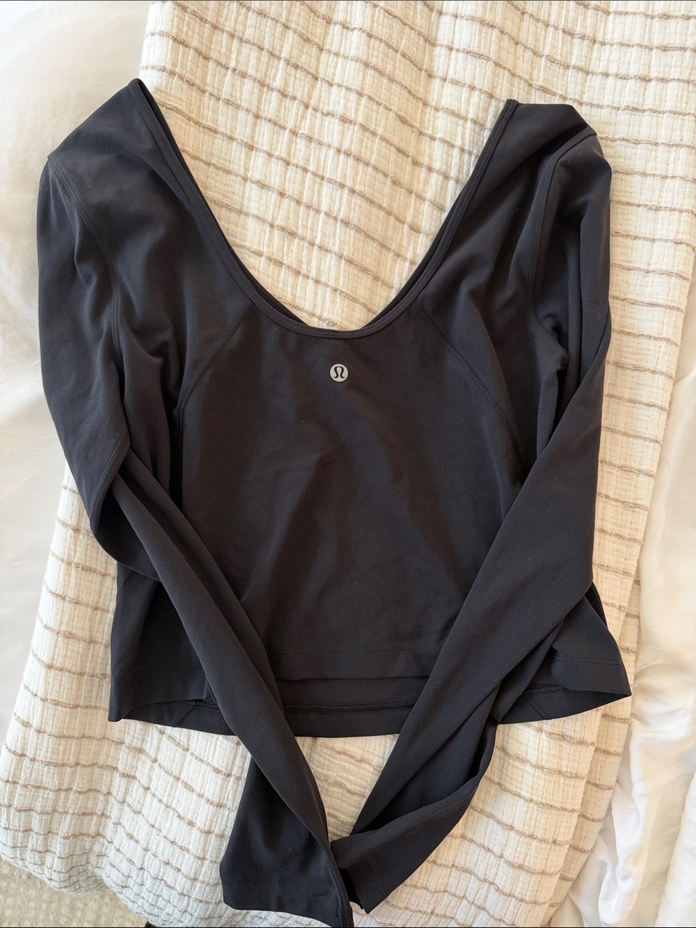 Lululemon top